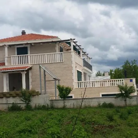 Vila Stone Bosnic *